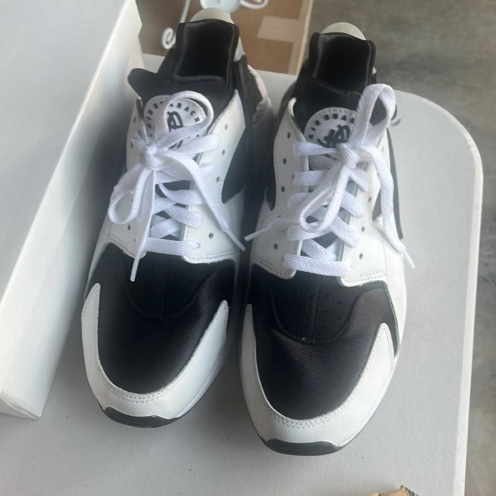 Nike huaraches
